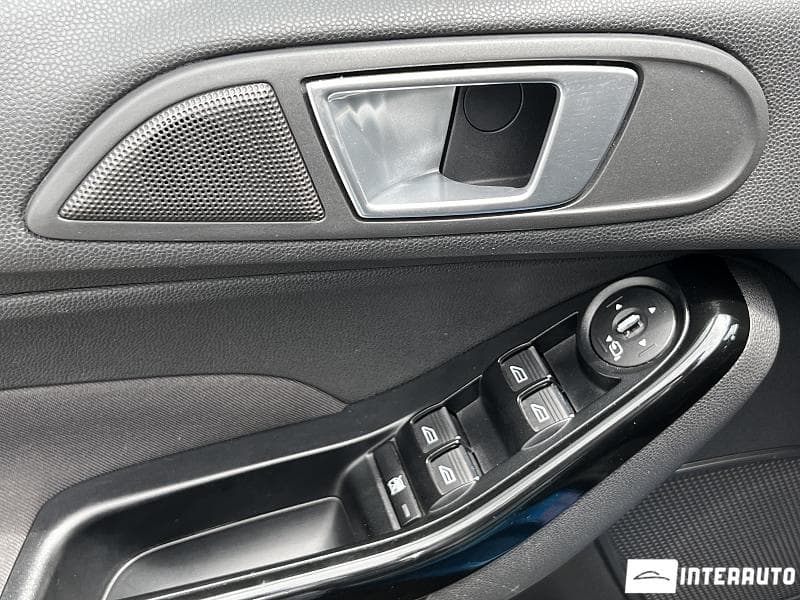 Ford Fiesta 2012 — Миниатюра 11