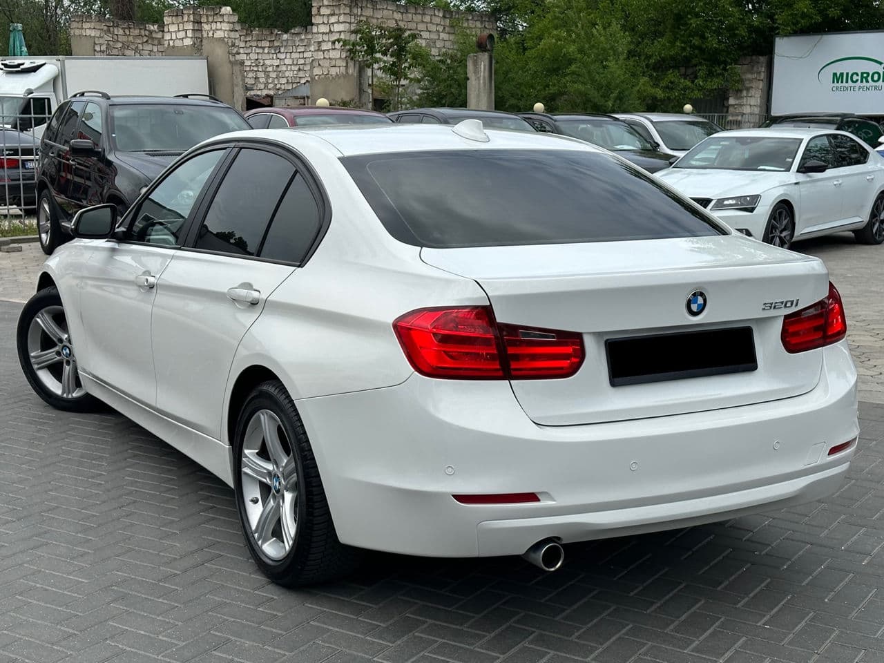 BMW 320 2015 — Миниатюра 3