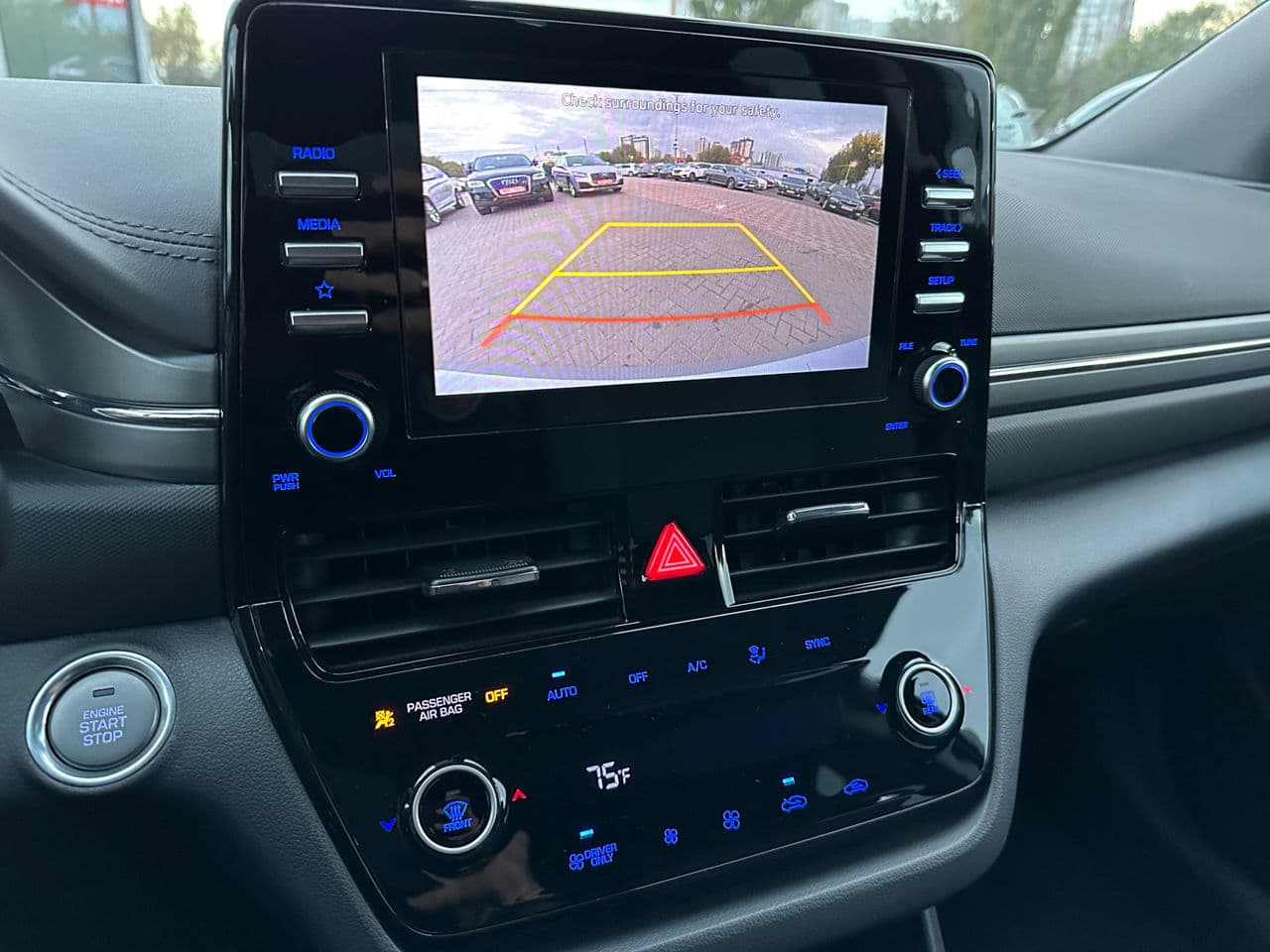 2021 Hyundai Ioniq — Miniatură 15