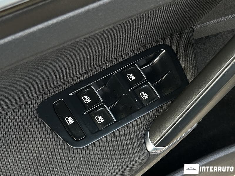 2015 Volkswagen Golf — Miniatură 19