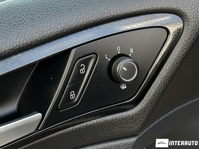 2015 Volkswagen Golf — Miniatură 16