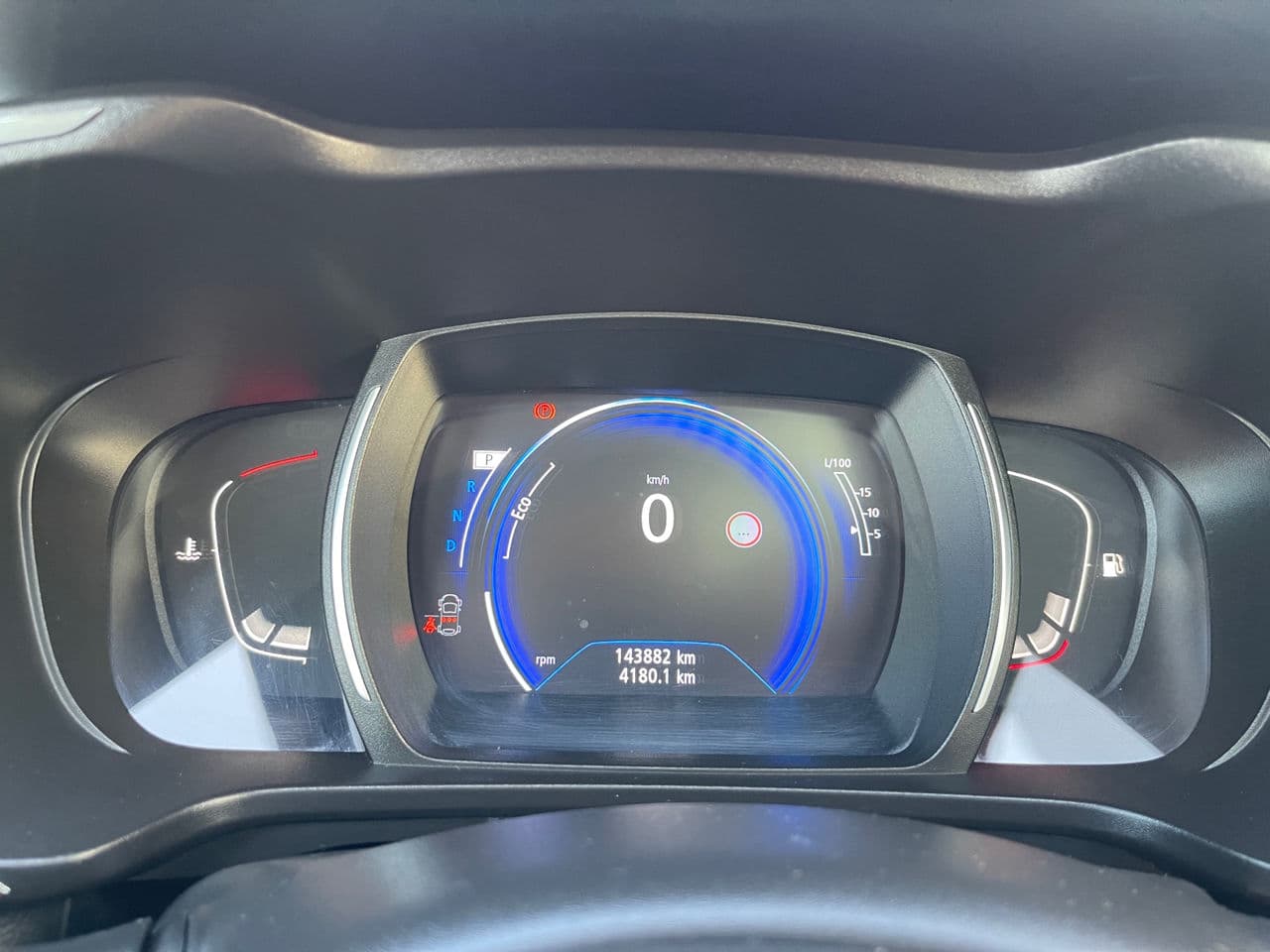 2017 Renault Kadjar — Miniatură 9
