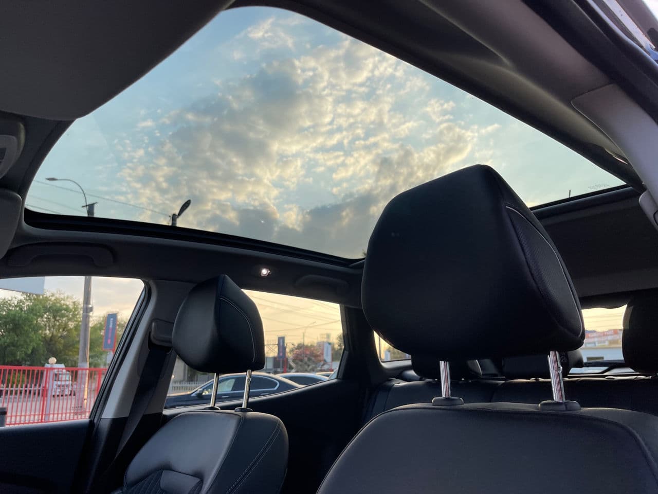 2017 Renault Kadjar — Miniatură 13