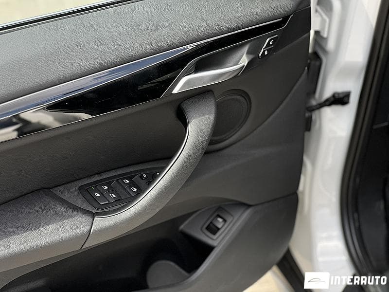 BMW X1 2.5i 2018 — Миниатюра 7