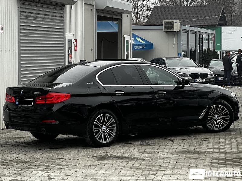 BMW 530e 2018 — Миниатюра 4