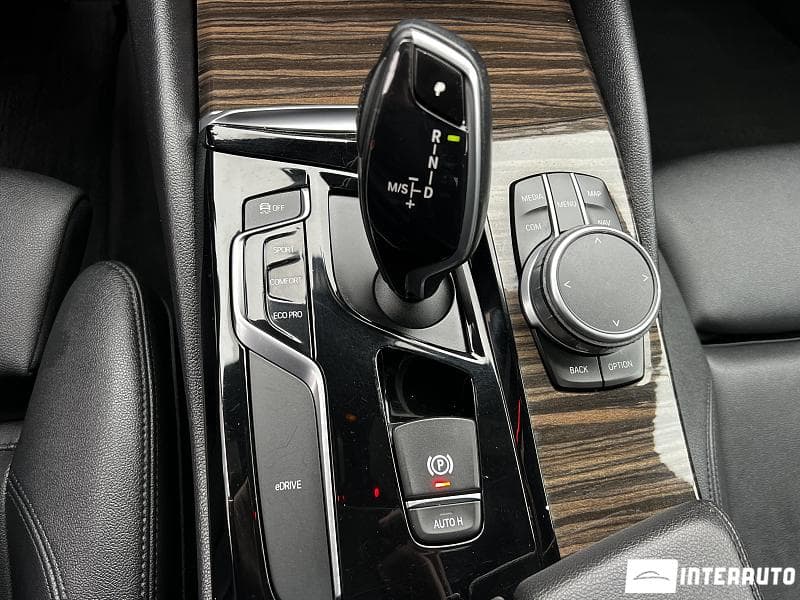 BMW 530e 2018 — Миниатюра 14