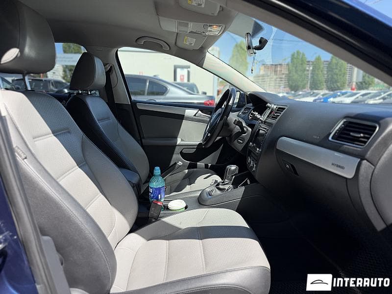 2013 Volkswagen Jetta — Miniatură 17