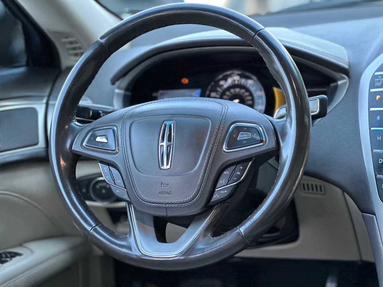 2018 Lincoln MKZ — Miniatură 10
