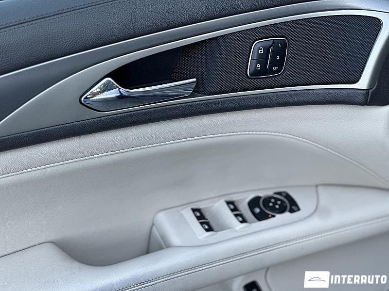 2018 Lincoln MKZ — Miniatură 7
