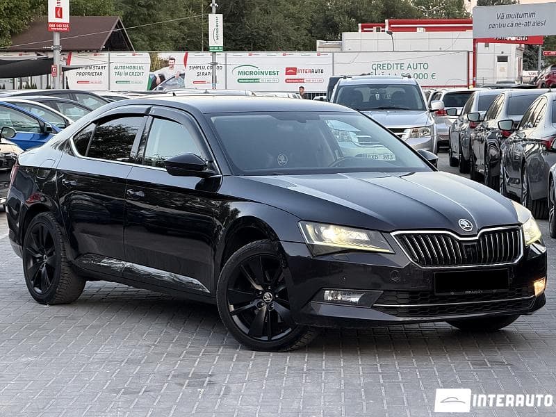 2018 Skoda Superb — Miniatură 4
