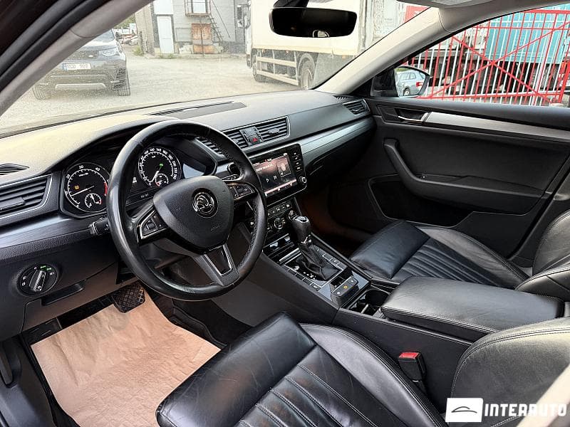 2018 Skoda Superb — Miniatură 5