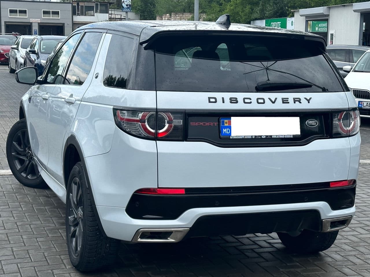 2017 Land Rover Discovery Sport — Miniatură 4