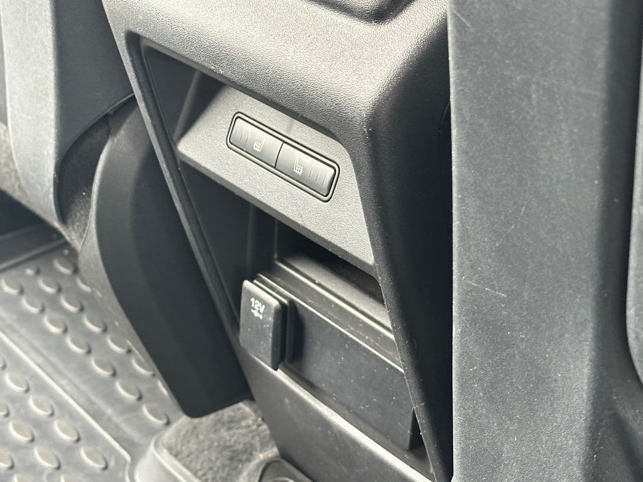 2017 Land Rover Discovery Sport — Miniatură 16