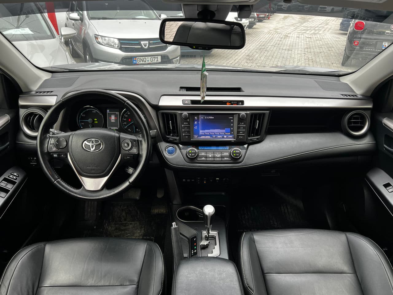 2017 Toyota Rav-4 — Miniatură 7