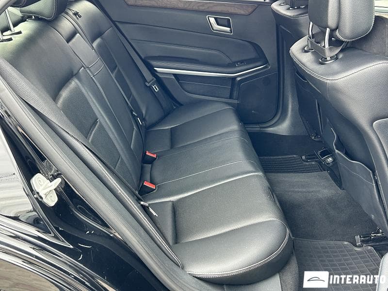 2015 Mercedes E 200 — Miniatură 18