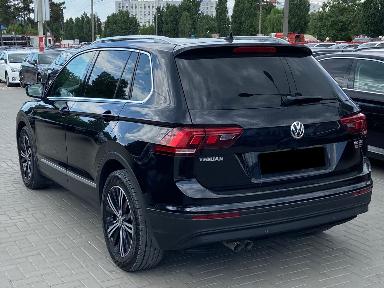 2017 Volkswagen Tiguan — Miniatură 4