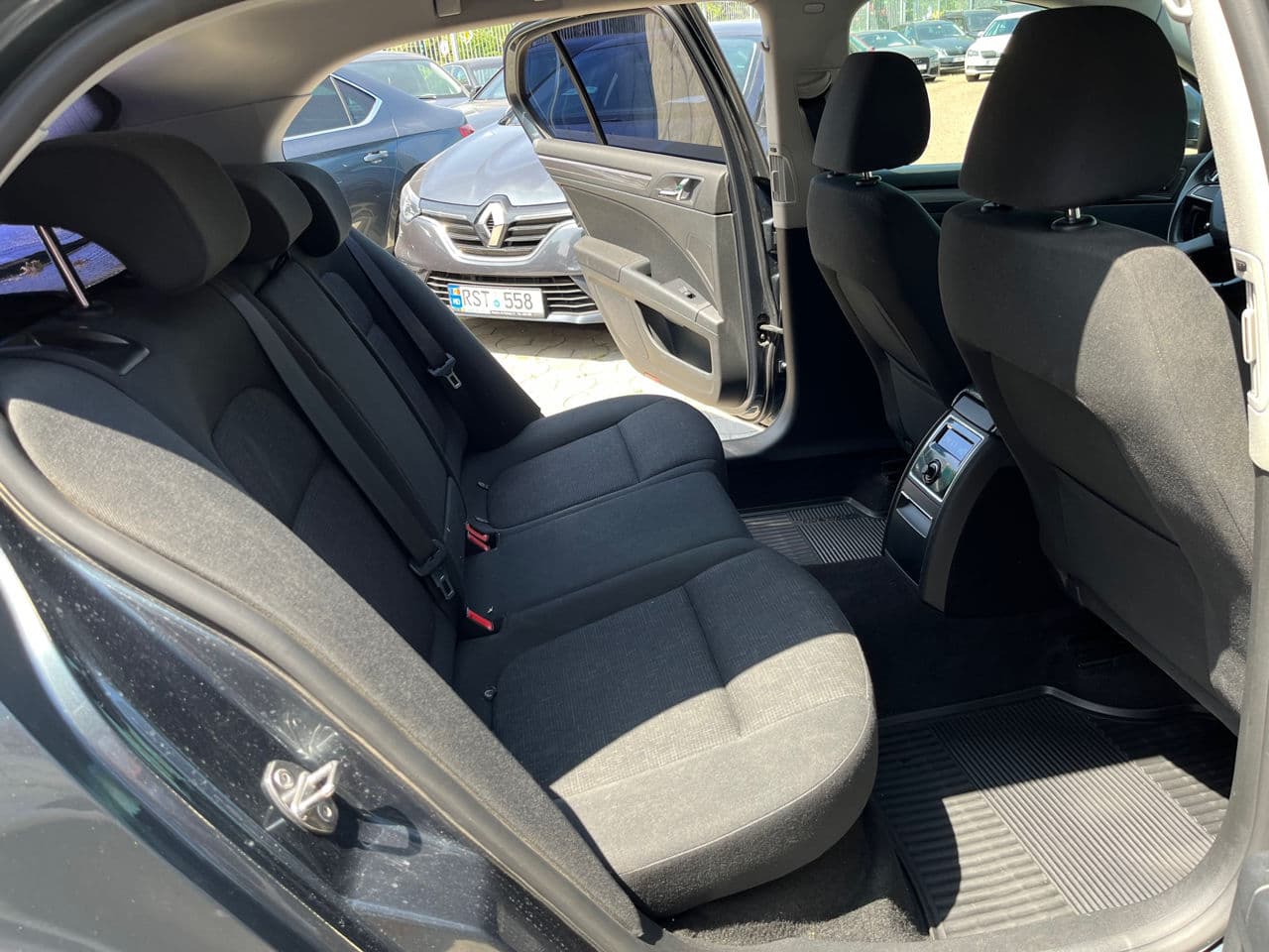 2013 Skoda Superb — Miniatură 14