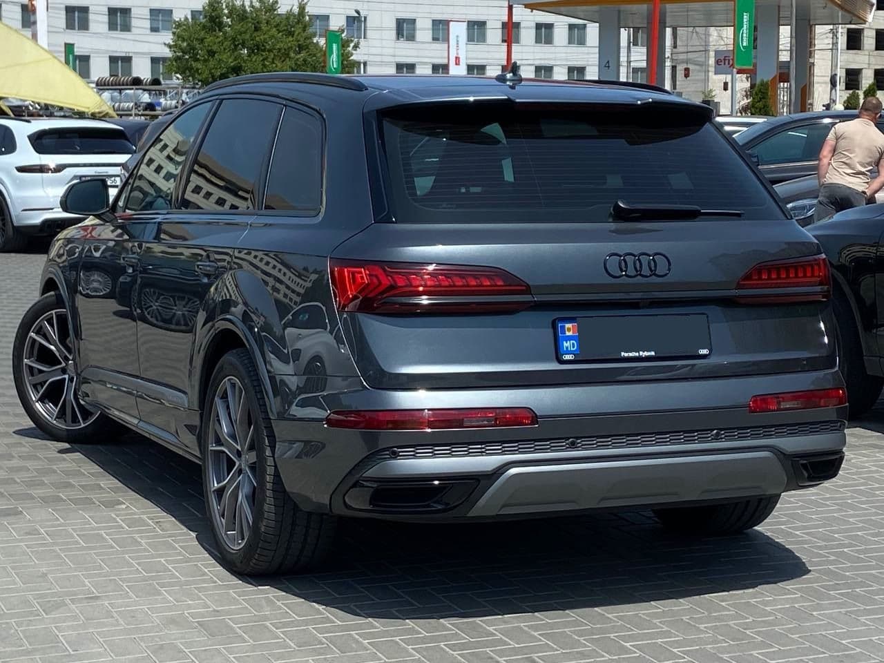 Audi Q7 2021 — Миниатюра 4