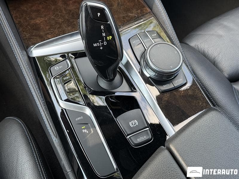 BMW 530e 2017 — Миниатюра 15