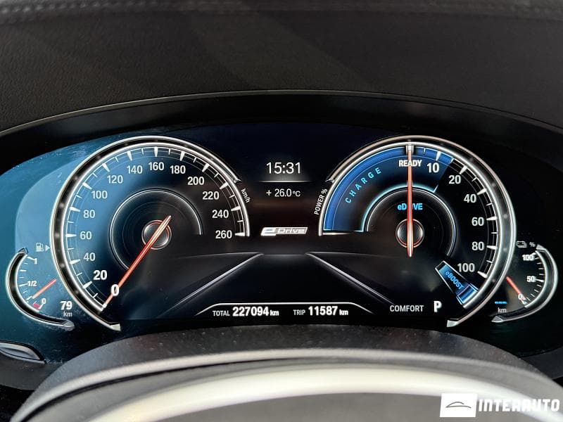 BMW 530e 2017 — Миниатюра 12