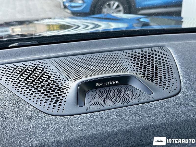 BMW X5 4.0i 2019 — Миниатюра 25