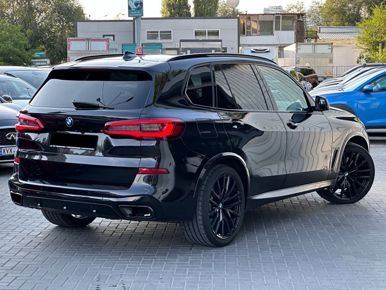 BMW X5 4.0i 2019 — Миниатюра 4