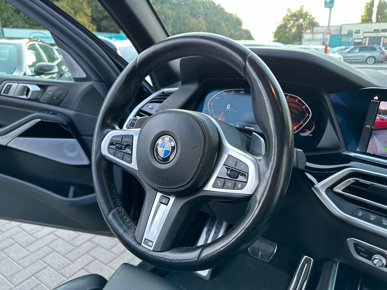 BMW X5 4.0i 2019 — Миниатюра 9