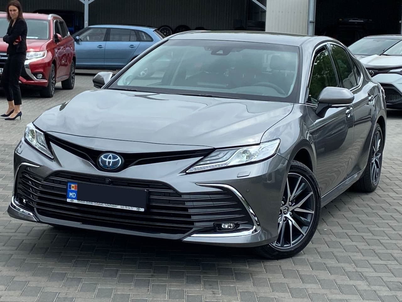 2022 Toyota Camry — Miniatură 2