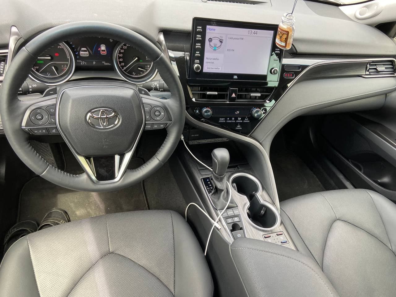2022 Toyota Camry — Miniatură 7