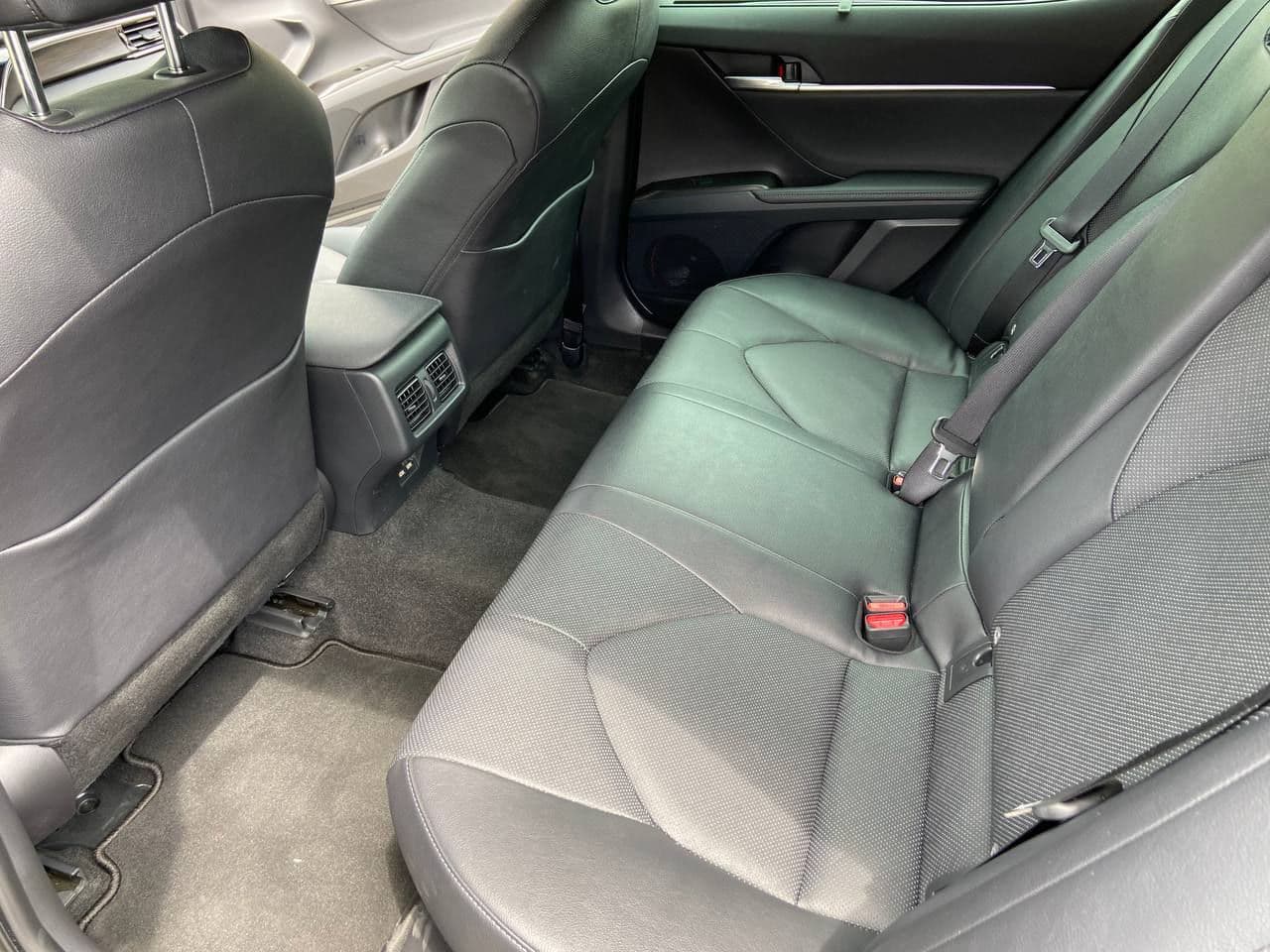 2022 Toyota Camry — Miniatură 18