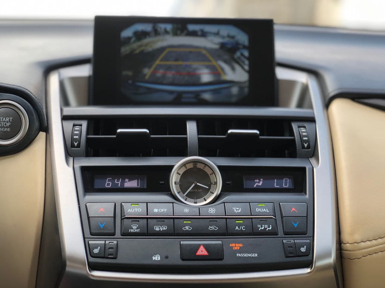 2017 Lexus NX 200T — Miniatură 12