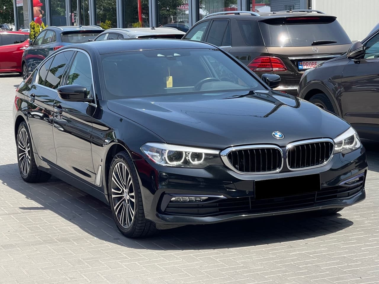 2017 BMW 530e — Miniatură 3
