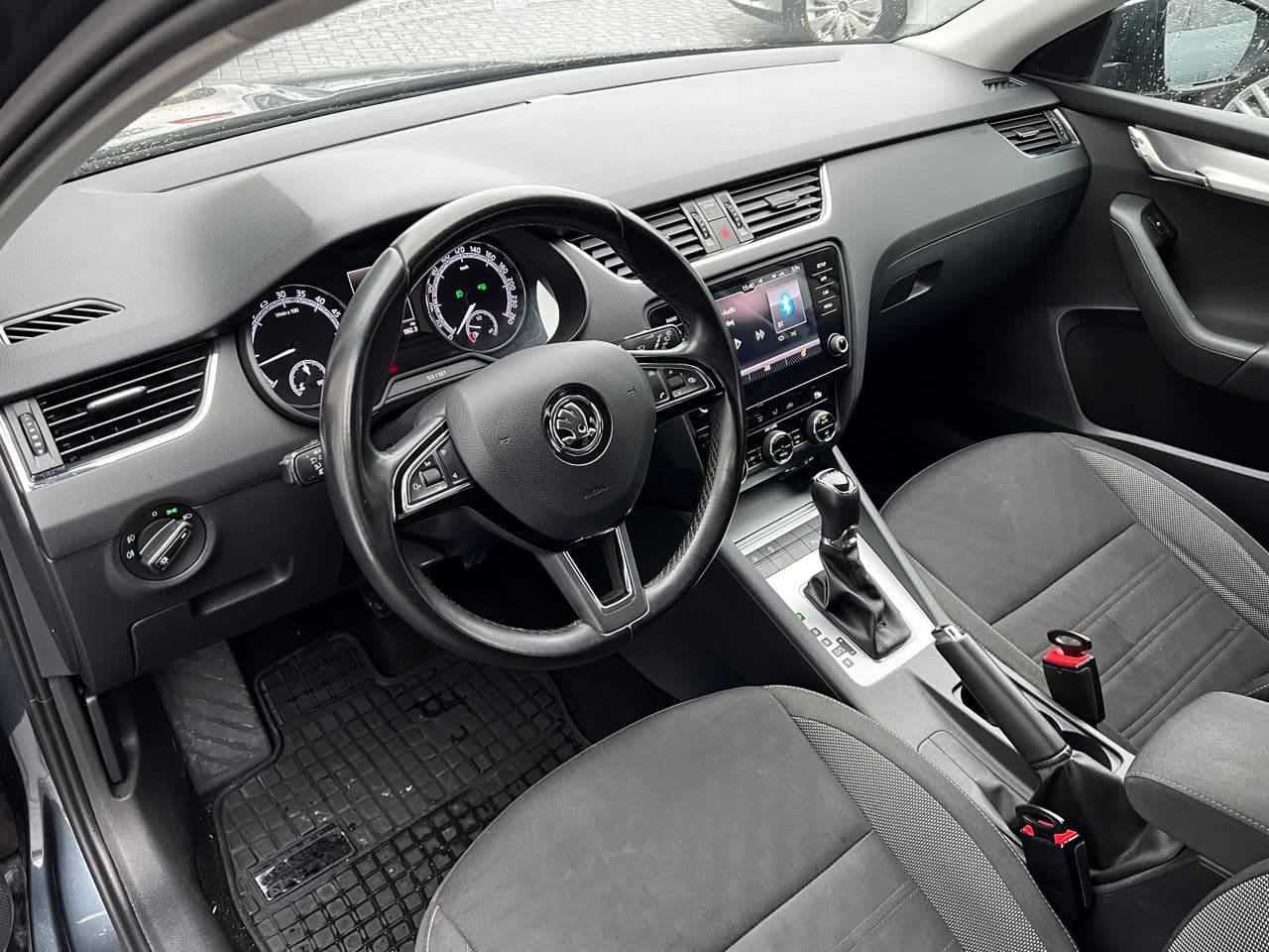 2017 Skoda Octavia — Miniatură 5