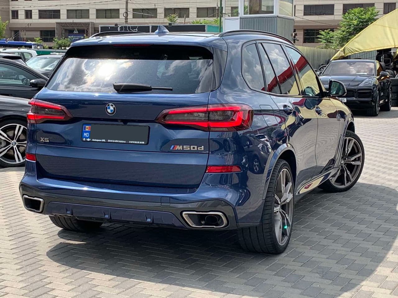 2020 BMW X5 M5.0D — Miniatură 4