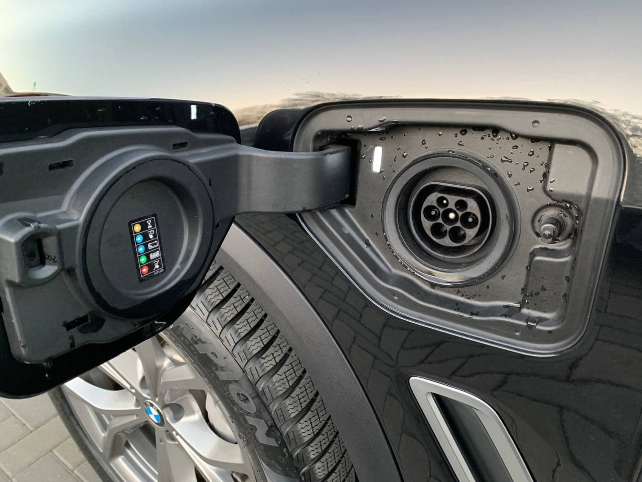 2020 BMW X5 4.5e — Miniatură 5