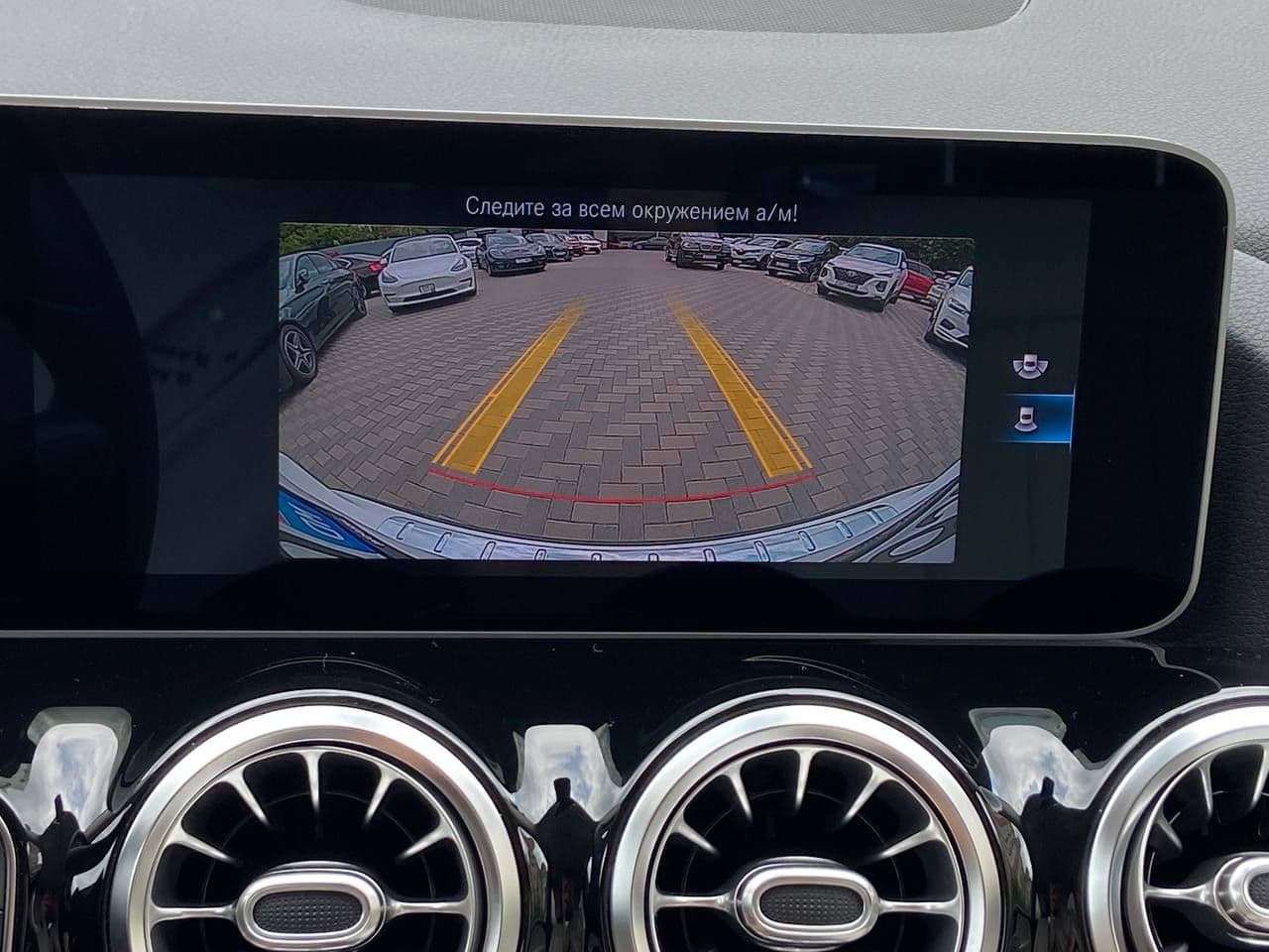 2020 Mercedes GLA 250 — Miniatură 13