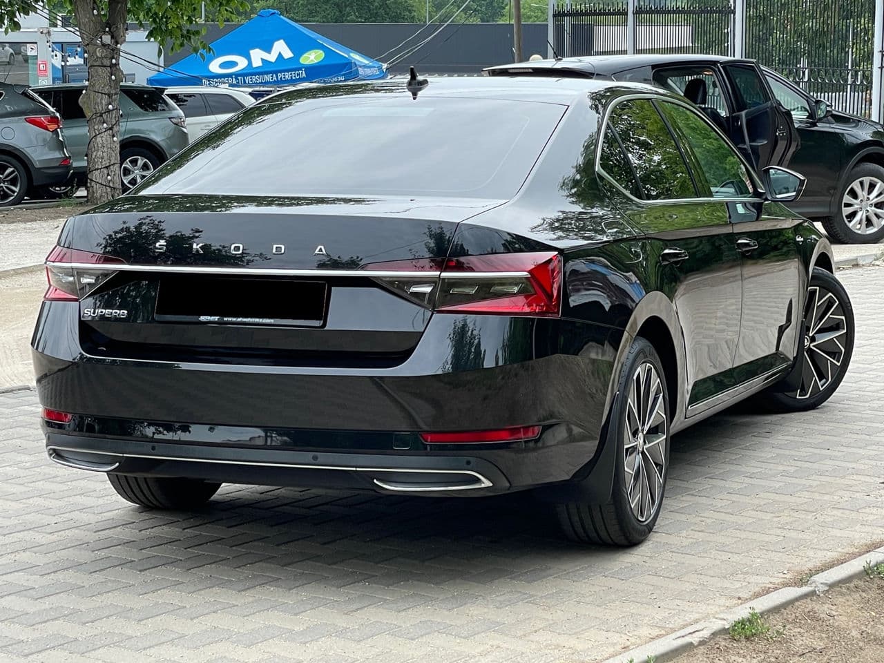 2019 Skoda Superb — Miniatură 3