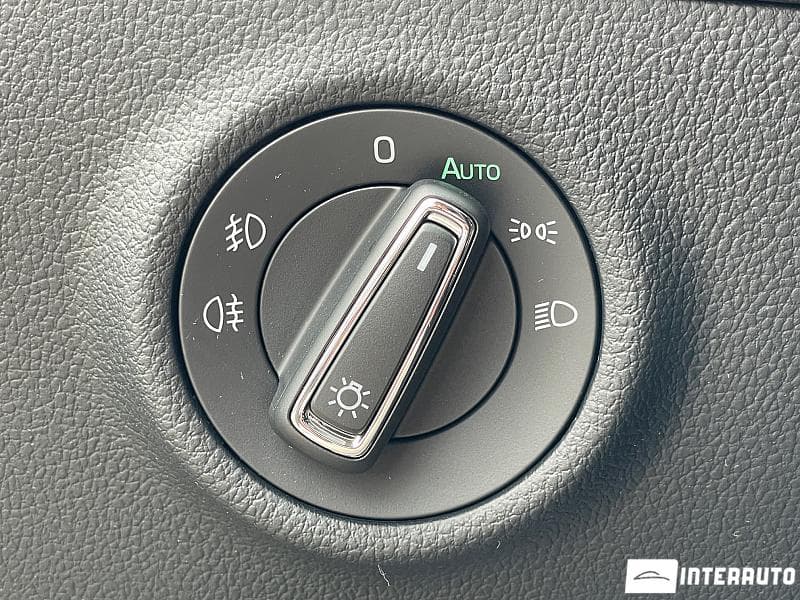 2019 Skoda Superb — Miniatură 25