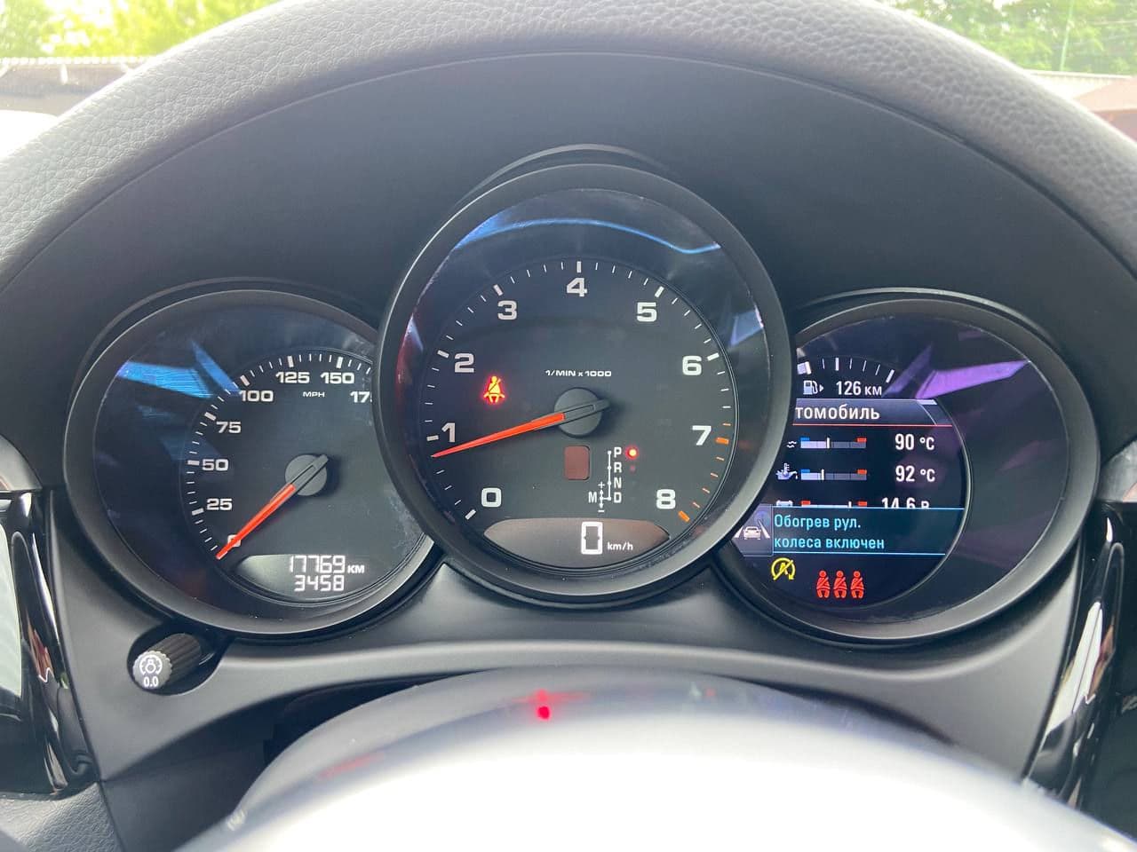 2021 Porsche Macan — Miniatură 11