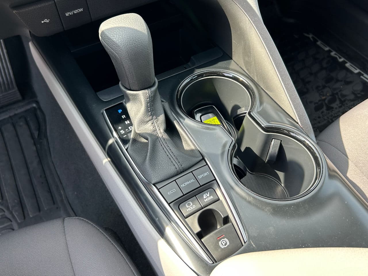 2020 Toyota Camry — Miniatură 14