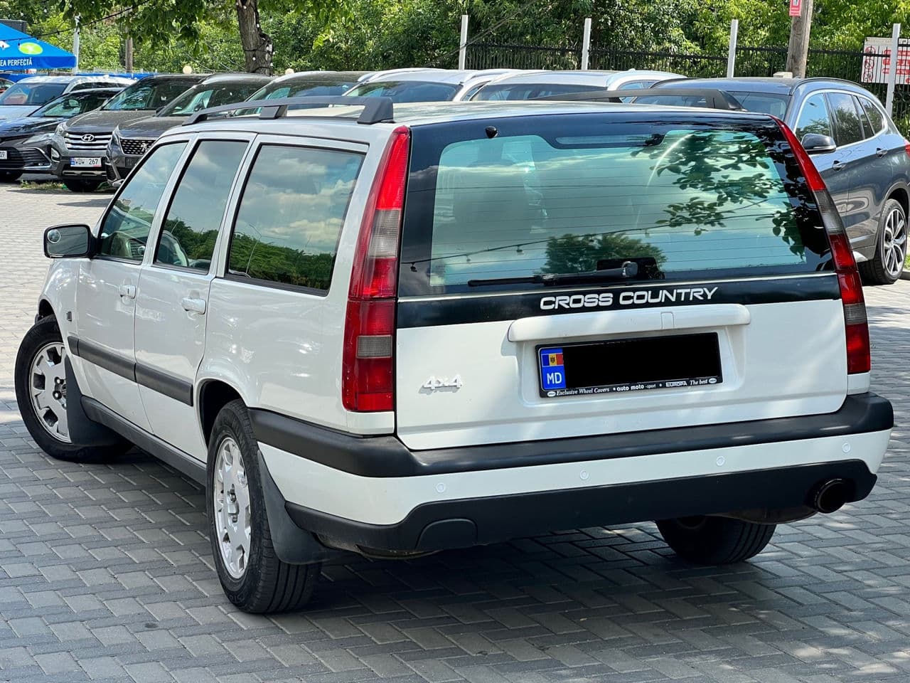 2000 Volvo V 70 — Miniatură 4