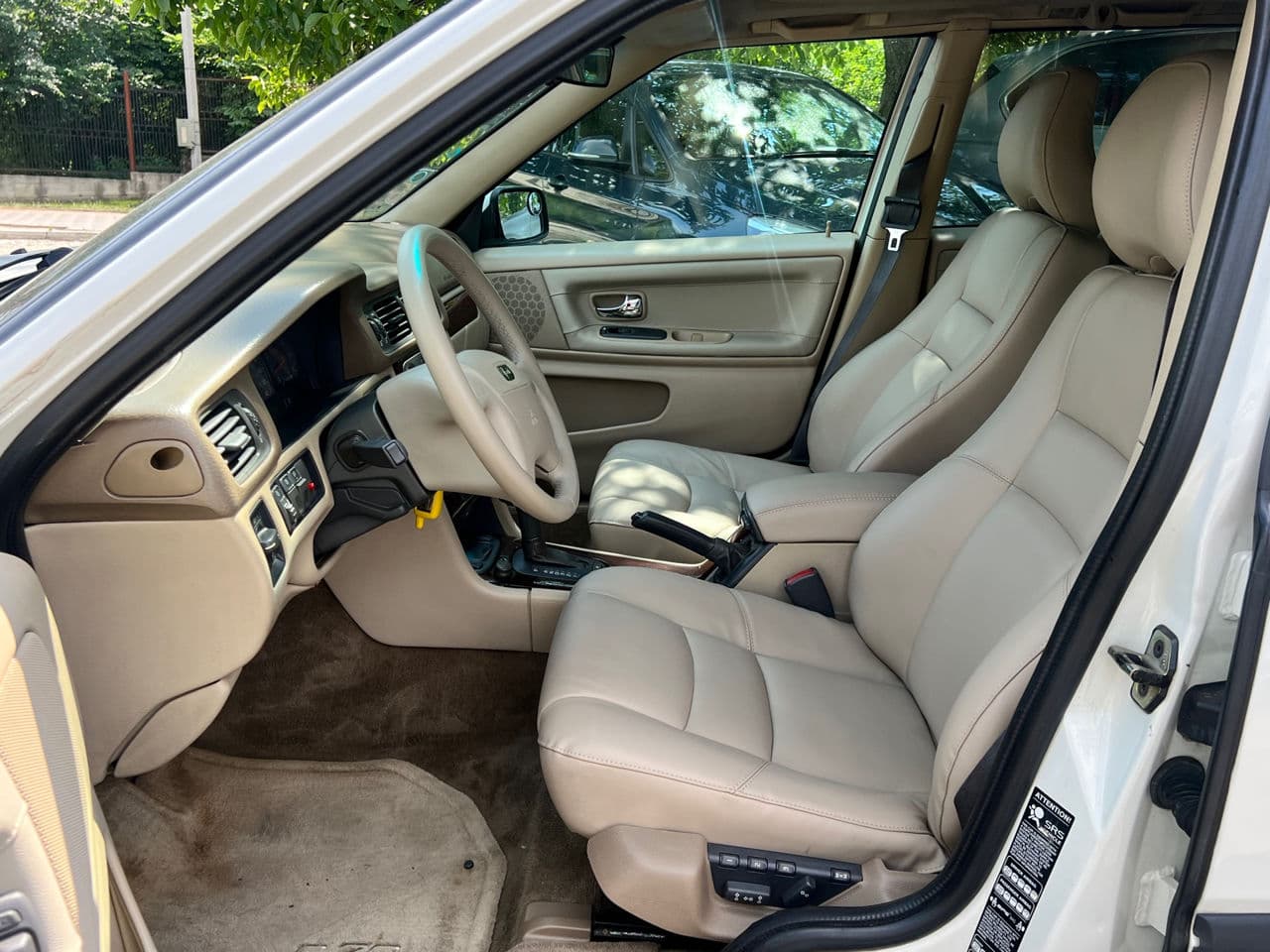 2000 Volvo V 70 — Miniatură 5