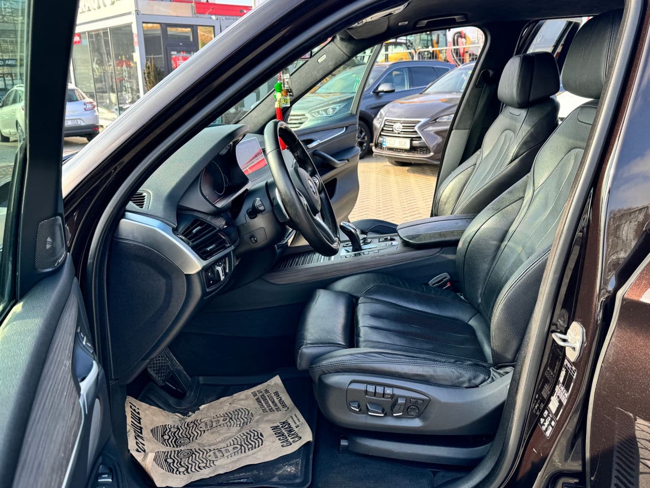 2016 BMW X5 2.5D — Miniatură 5
