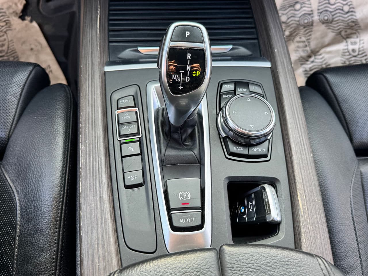2016 BMW X5 2.5D — Miniatură 12