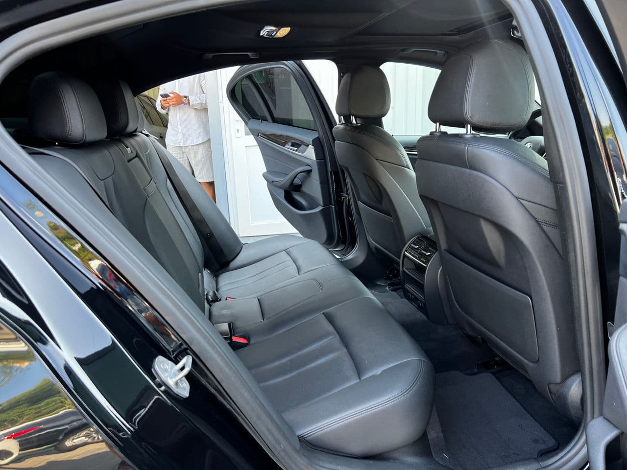 BMW 530e 2018 — Миниатюра 17
