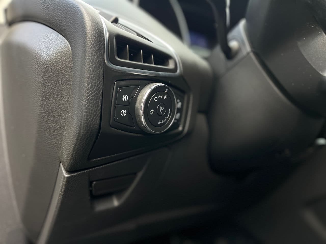 Ford Focus 2013 — Миниатюра 7