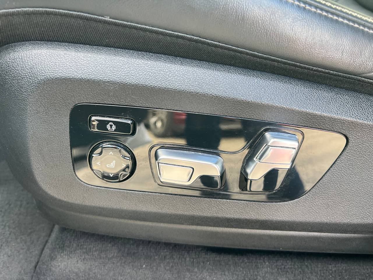 2018 BMW X5 4.0i — Miniatură 18