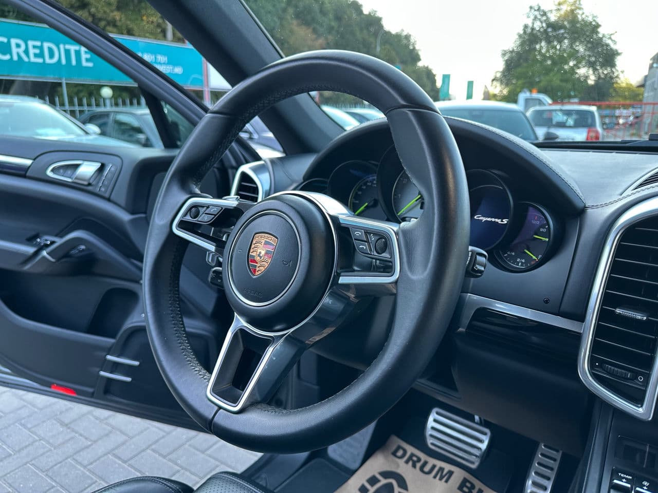2015 Porsche Cayenne S Hybrid — Miniatură 12