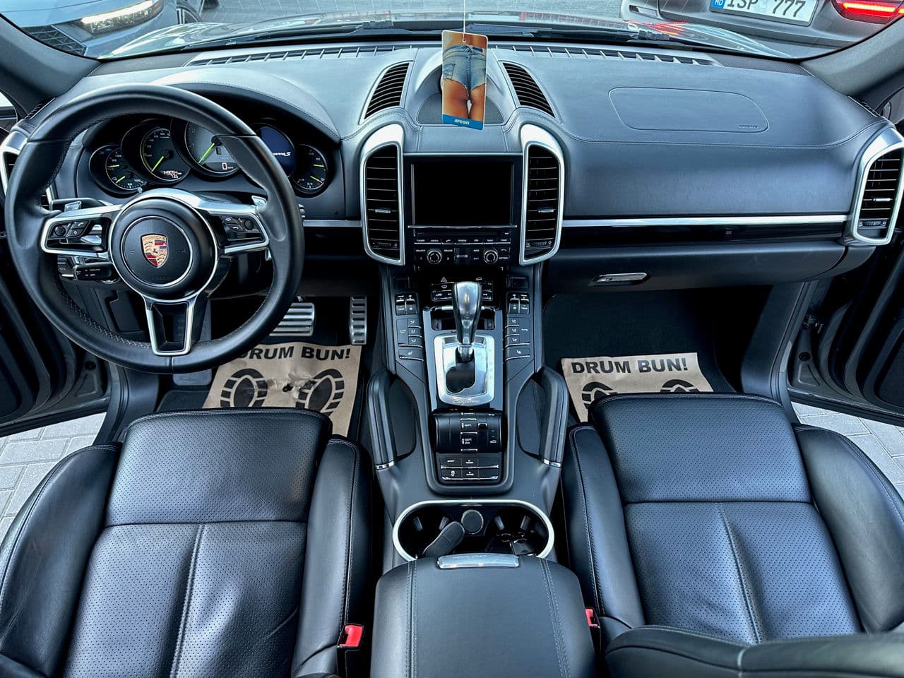2015 Porsche Cayenne S Hybrid — Miniatură 9