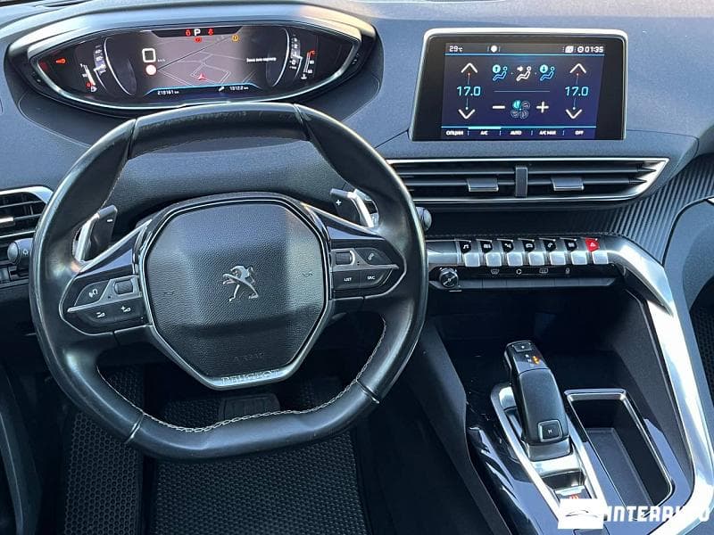 2018 Peugeot 5008 — Miniatură 8